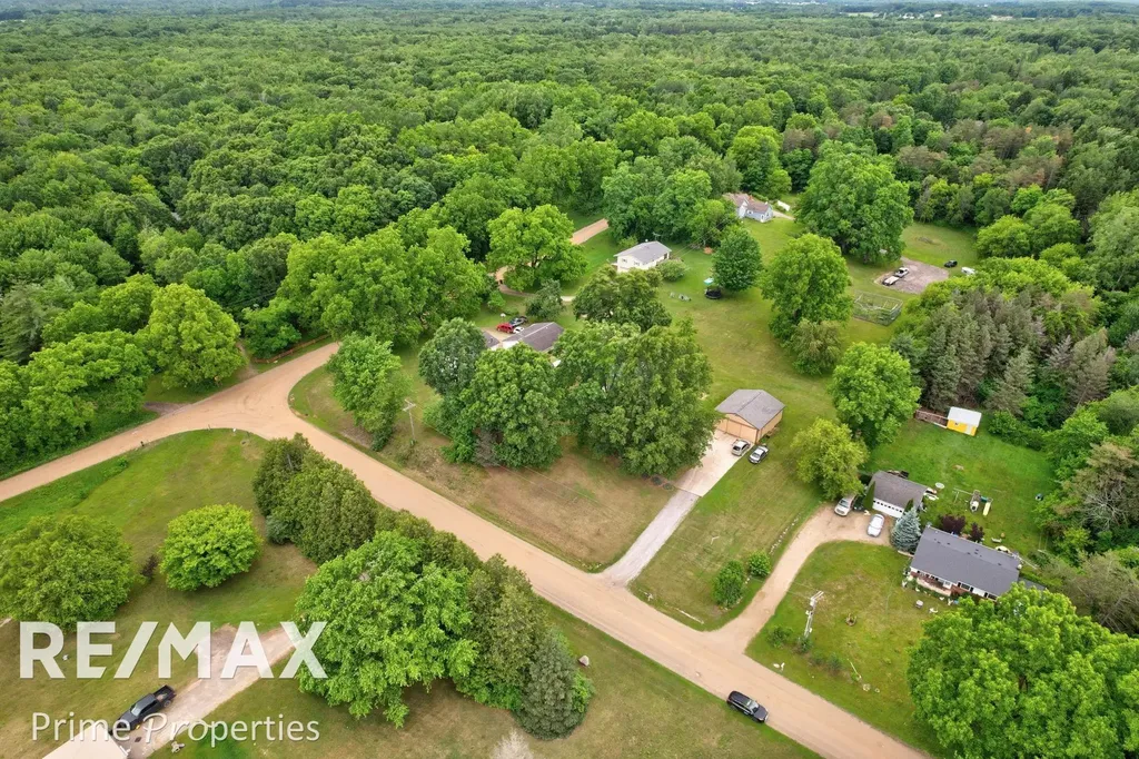 594 Lou Alice Drive Deerfield Township MI 48421