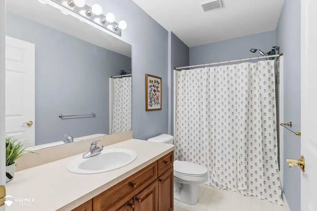 3311 Peregrine Way Marion Township MI 48843