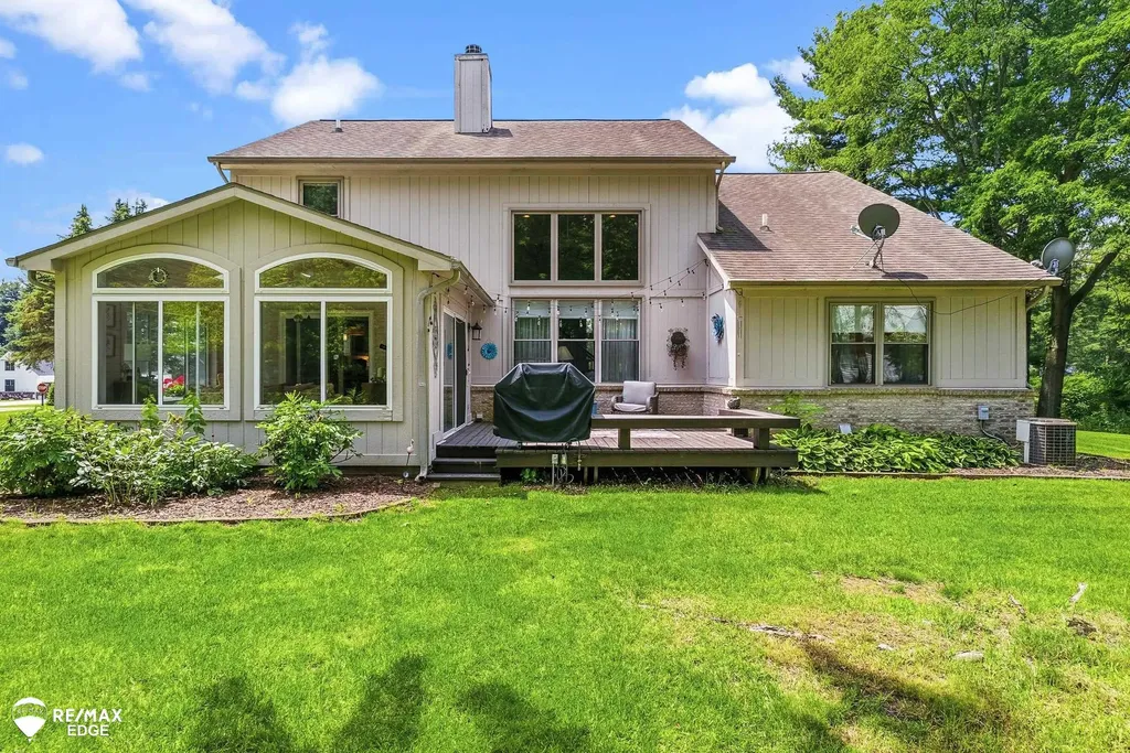 3311 Peregrine Way Marion Township MI 48843