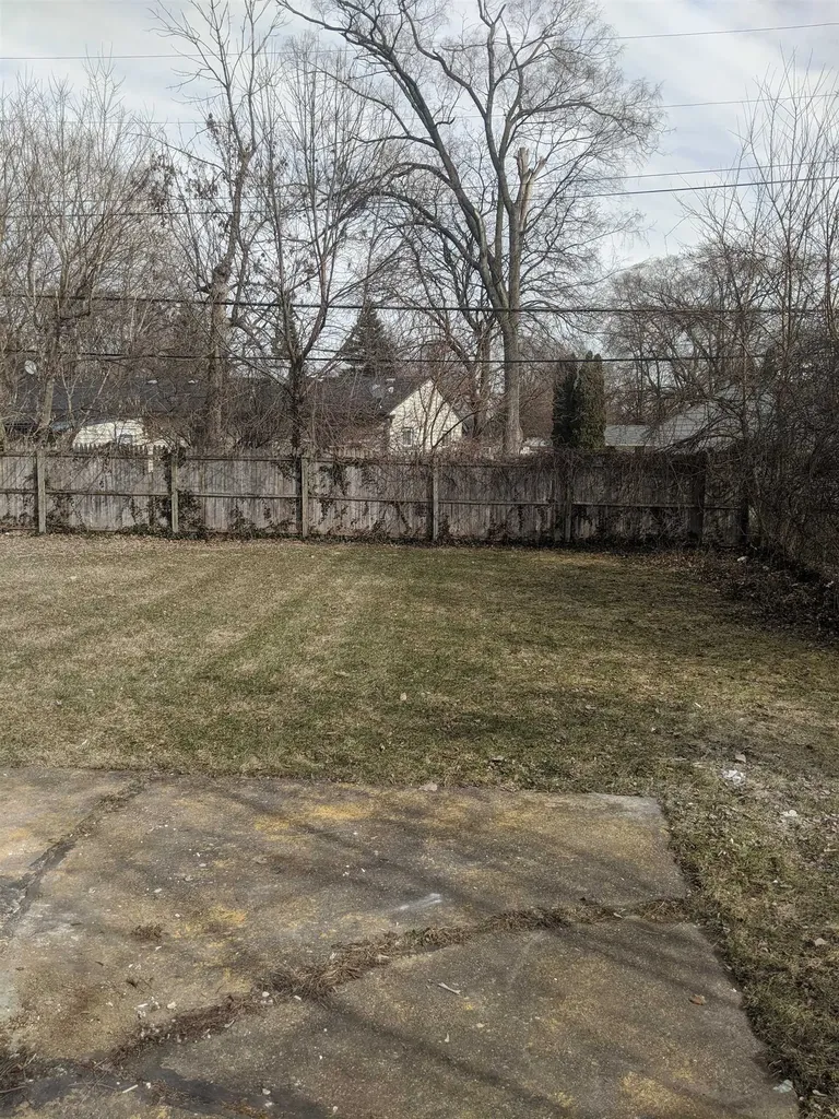 22020 Dante Street Oak Park City MI 48237