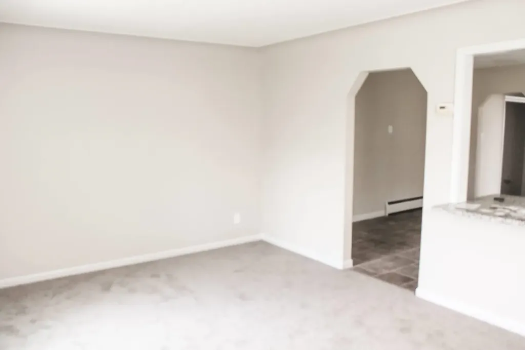 26096 Delton Street Madison Heights City MI 48071