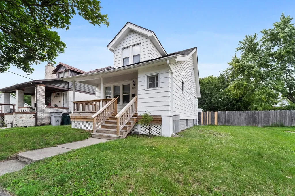 164 W Muir Avenue Hazel Park City MI 48030