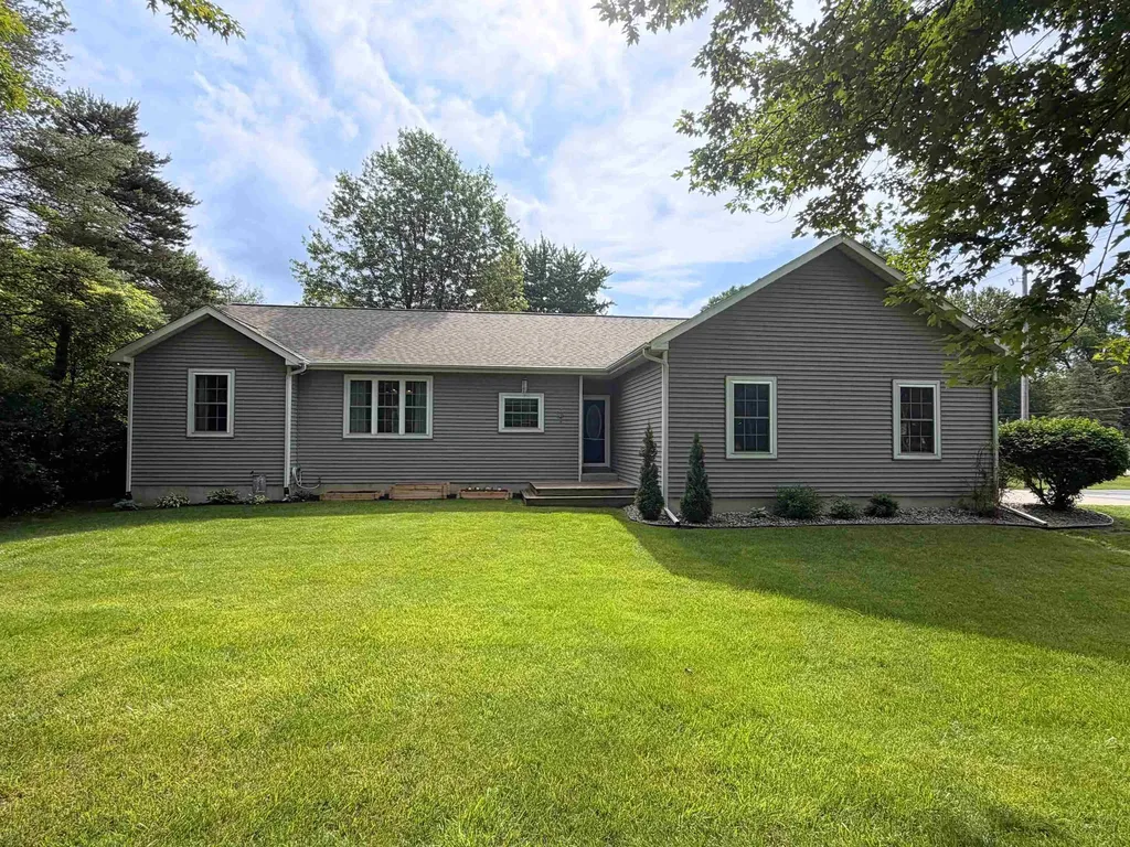 3520 W Farrand Road Vienna Charter Township MI 48420