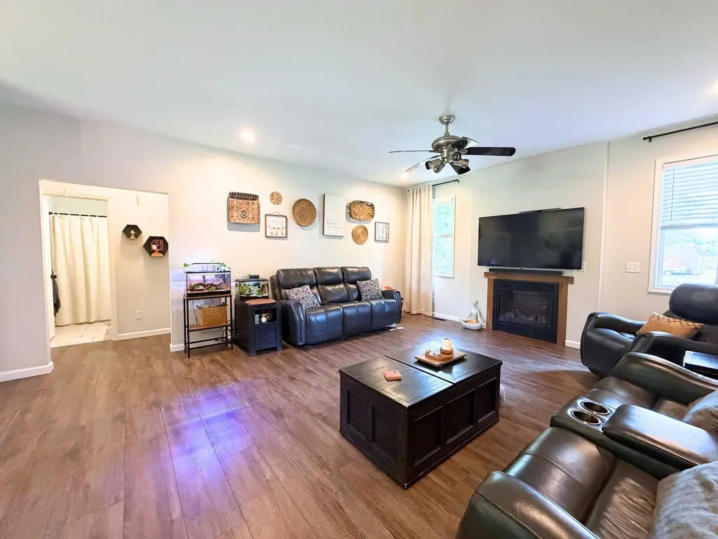 3520 W Farrand Road Vienna Charter Township MI 48420