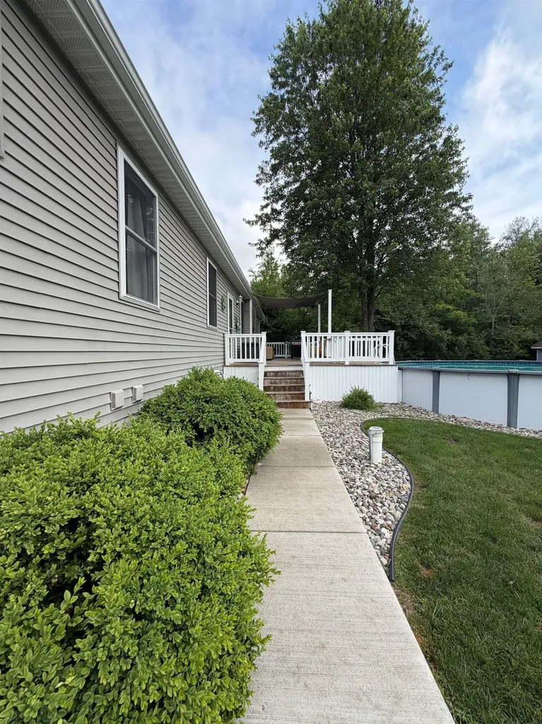 3520 W Farrand Road Vienna Charter Township MI 48420