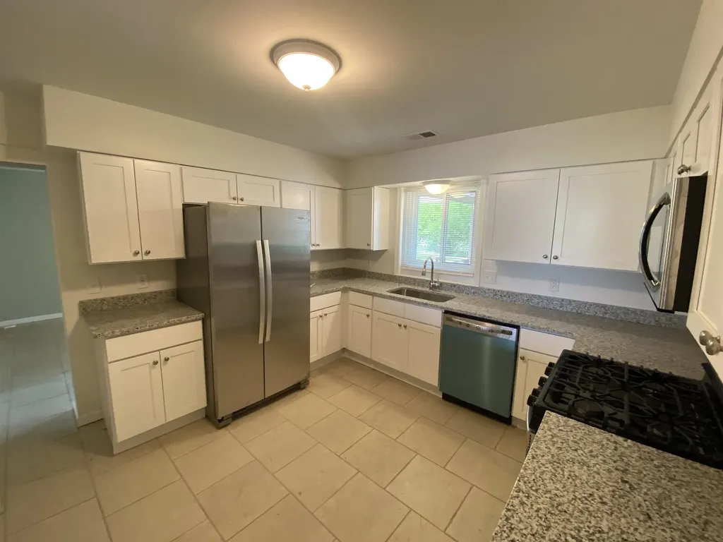20640 Westhaven Avenue Southfield City MI 48075