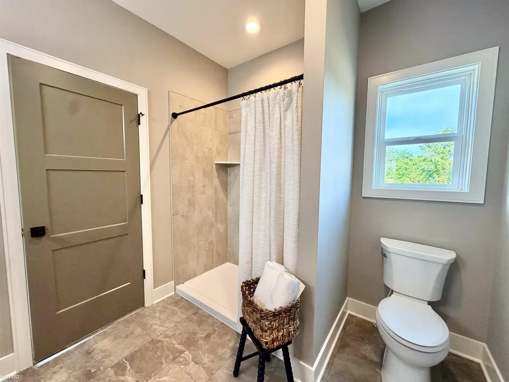 5483 Championship Drive Fenton Charter Township MI 48451