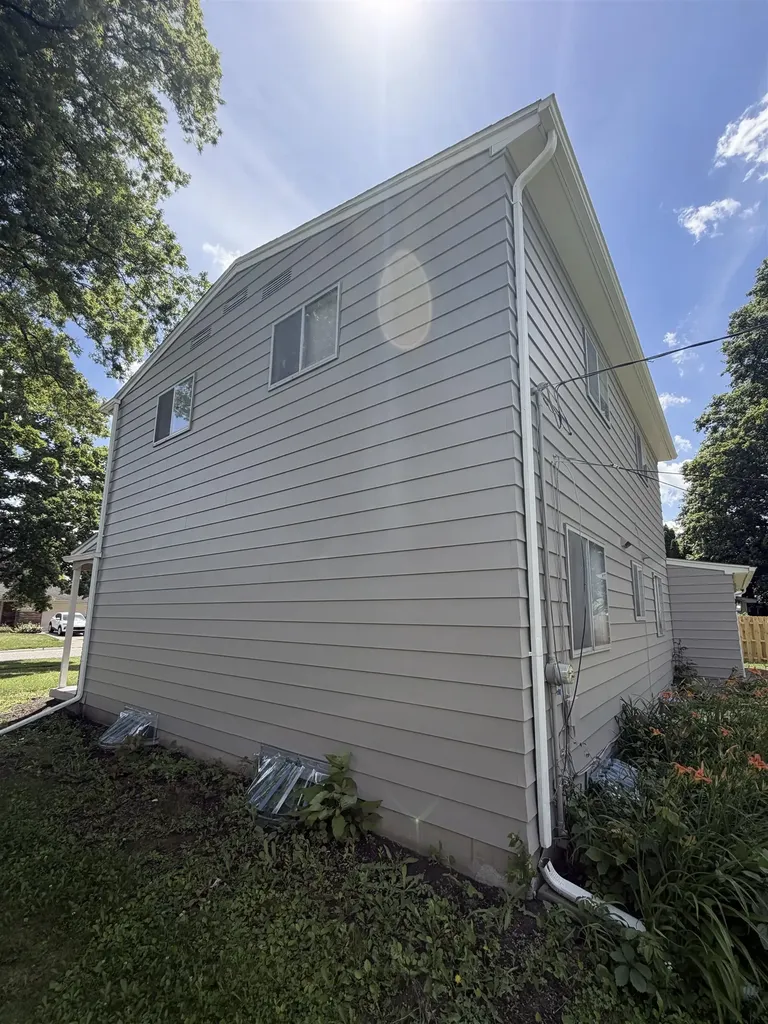 929 Springview Drive Flushing Charter Township MI 48433
