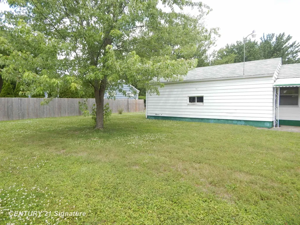 3227 W Parkway Avenue Mt. Morris Township MI 48504