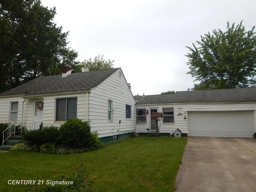 3227 W Parkway Avenue Mt. Morris Township MI 48504