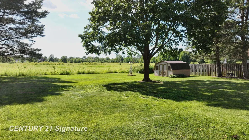 2399 Plainview Drive Clayton Charter Township MI 48433