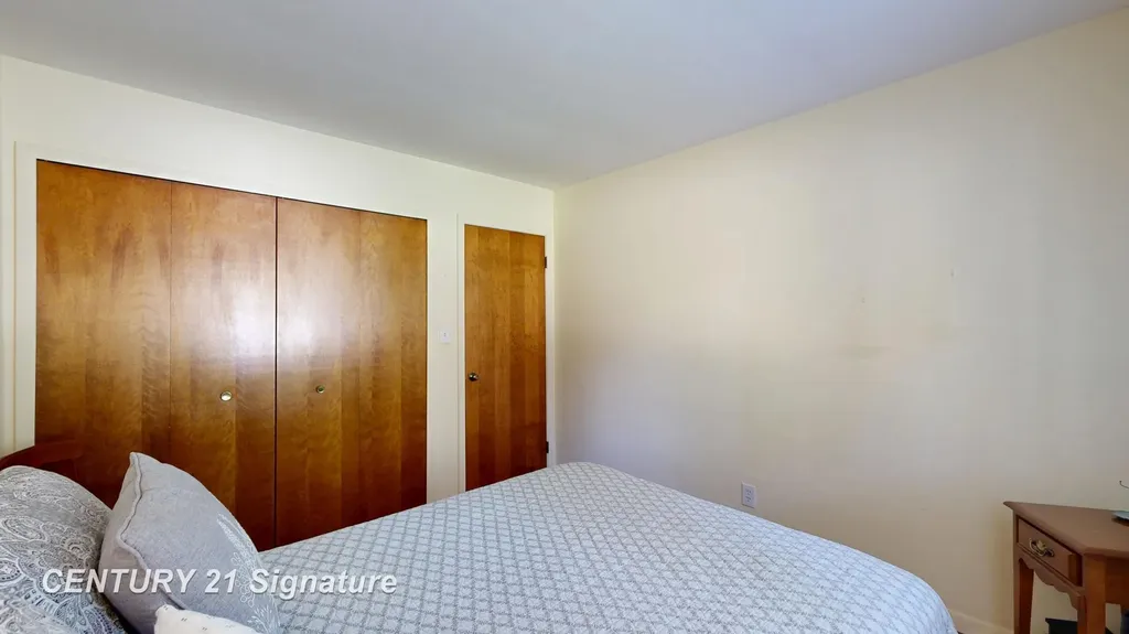 2399 Plainview Drive Clayton Charter Township MI 48433