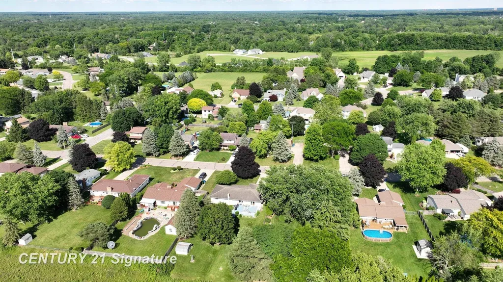 2399 Plainview Drive Clayton Charter Township MI 48433
