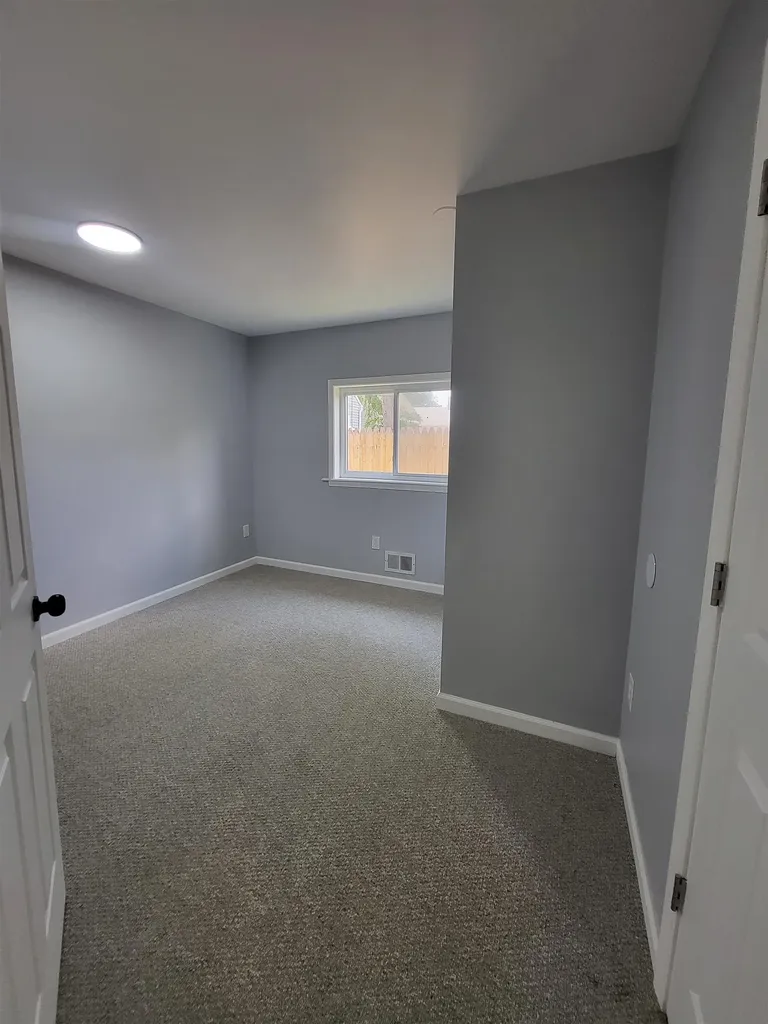 617 Macdonald Avenue Flint City MI 48507