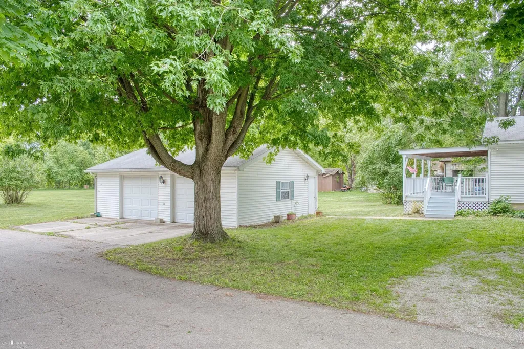 301 Ferry Street Corunna City MI 48817