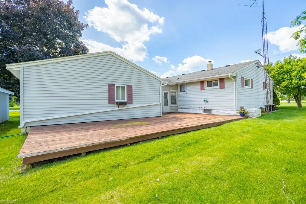 9960 E Newburg Road Vernon Township MI 48429