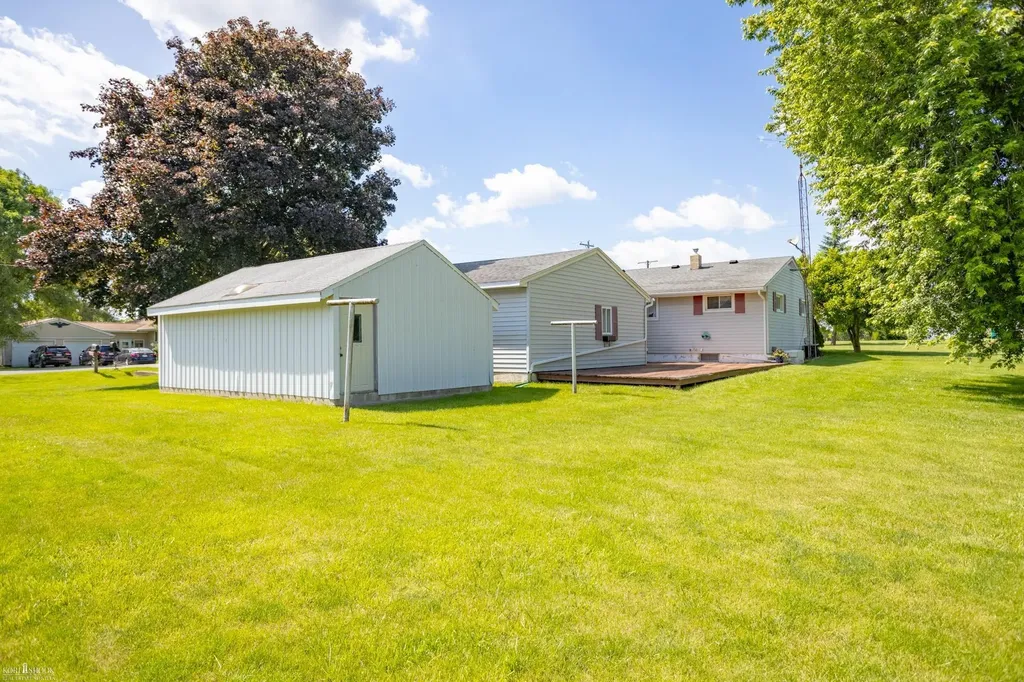 9960 E Newburg Road Vernon Township MI 48429