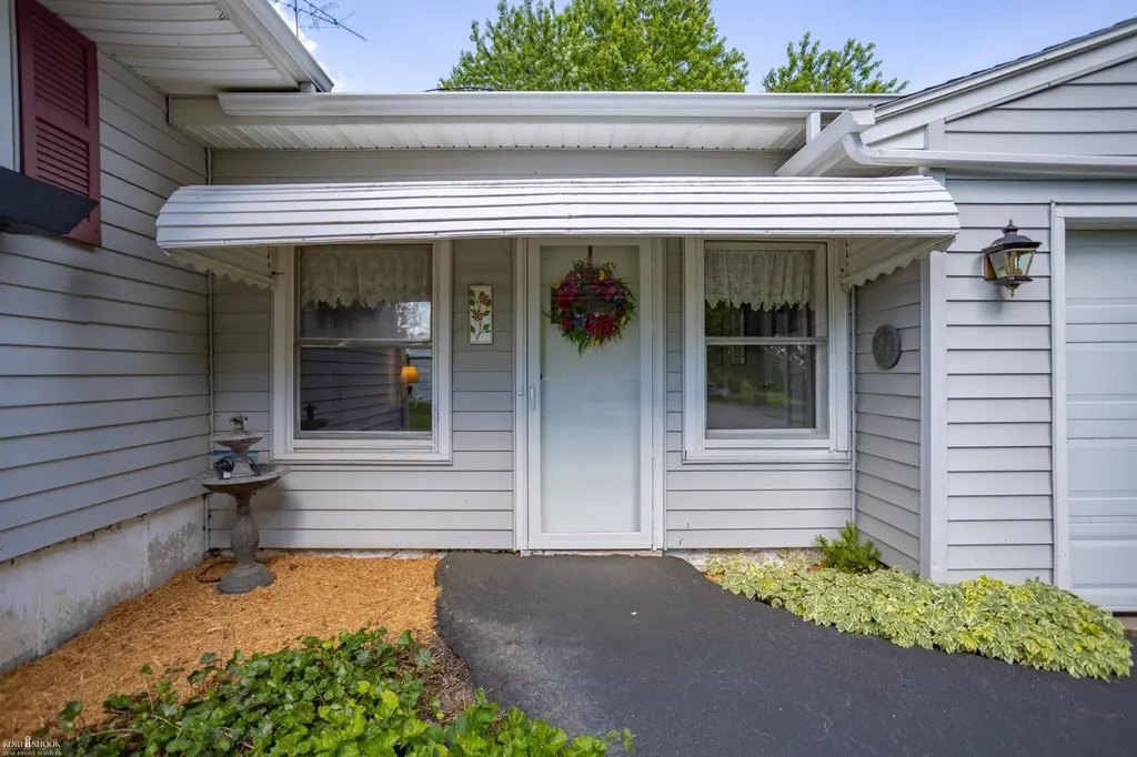 9960 E Newburg Road Vernon Township MI 48429