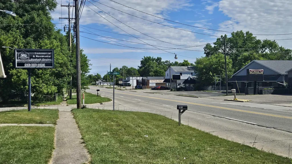 4194 Fenton Road Flint Charter Township MI 48507