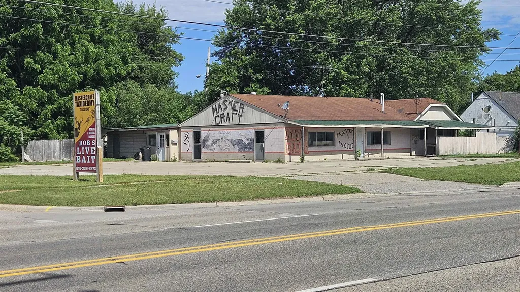 4194 Fenton Road Flint Charter Township MI 48507
