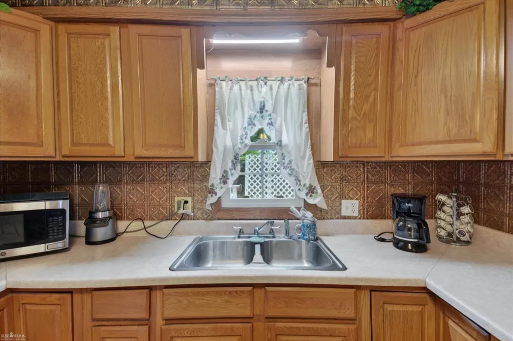 211 Marquette Street Durand City MI 48429
