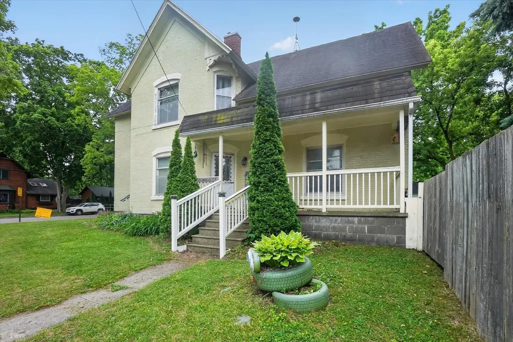 211 Marquette Street Durand City MI 48429