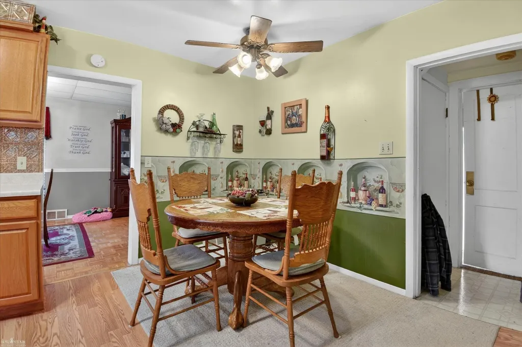 211 Marquette Street Durand City MI 48429