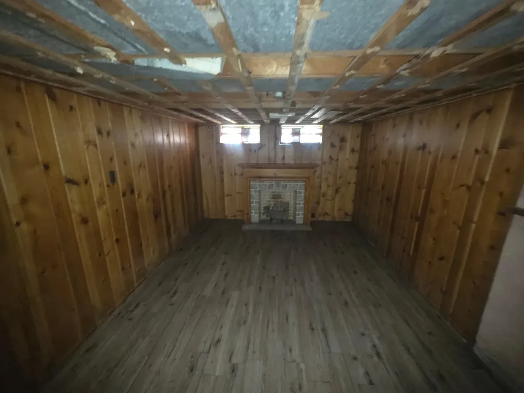 1810 Shamrock Lane Flint City MI 48504