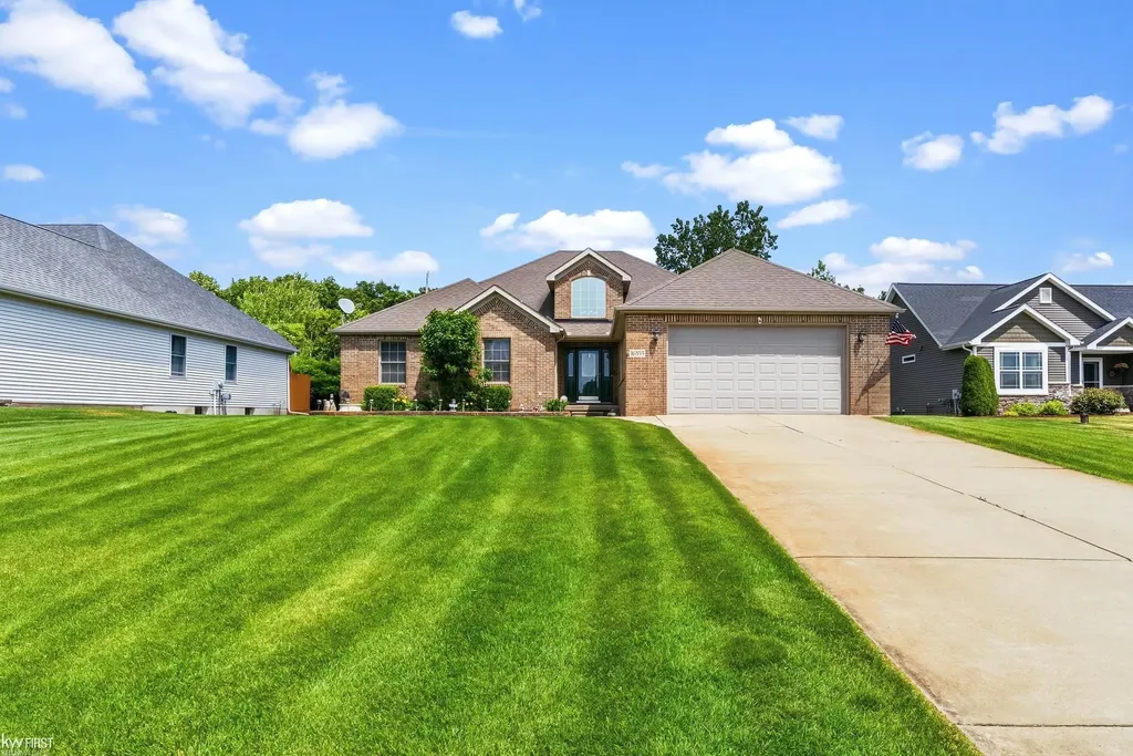 16355 Red Fox Trail Fenton Charter Township MI 48451