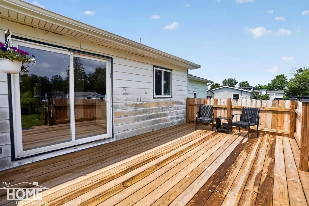 823 Tracy Street Owosso Charter Township MI 48867
