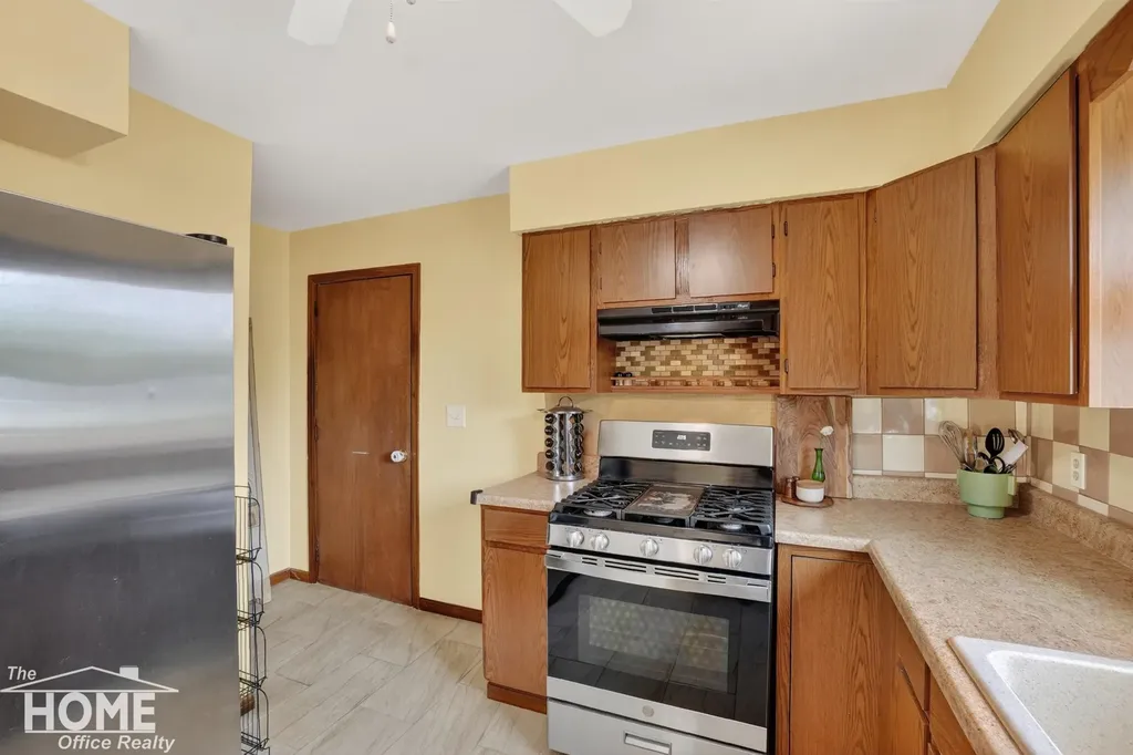 823 Tracy Street Owosso Charter Township MI 48867
