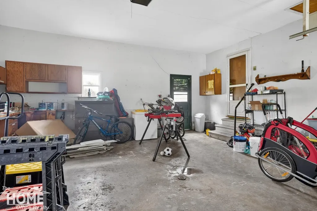 823 Tracy Street Owosso Charter Township MI 48867