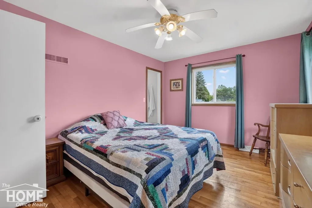 823 Tracy Street Owosso Charter Township MI 48867