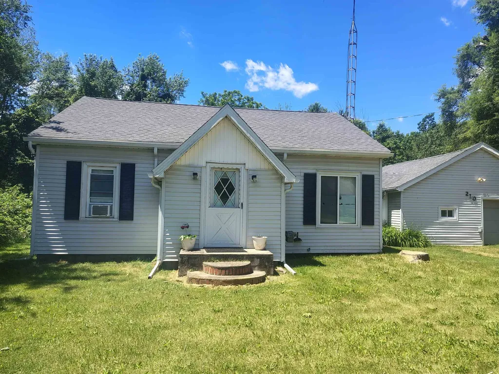 210 Doepker Road Owosso Charter Township MI 48867