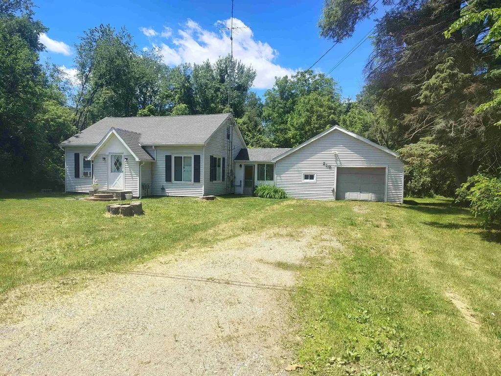 210 Doepker Road Owosso Charter Township MI 48867