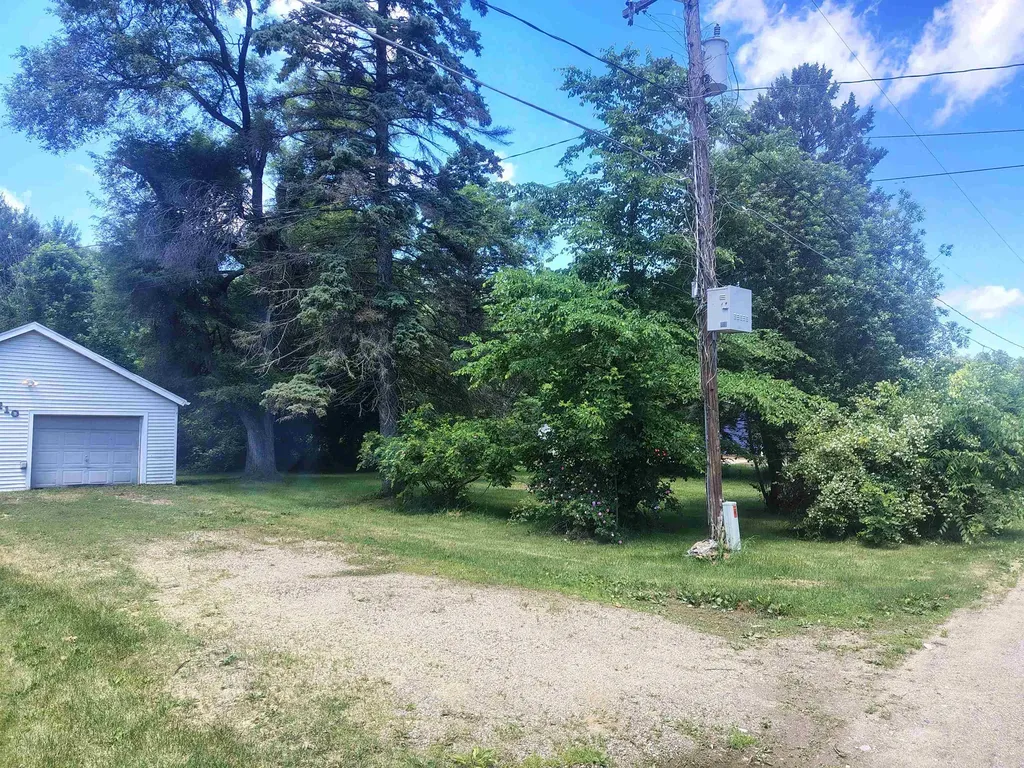 210 Doepker Road Owosso Charter Township MI 48867