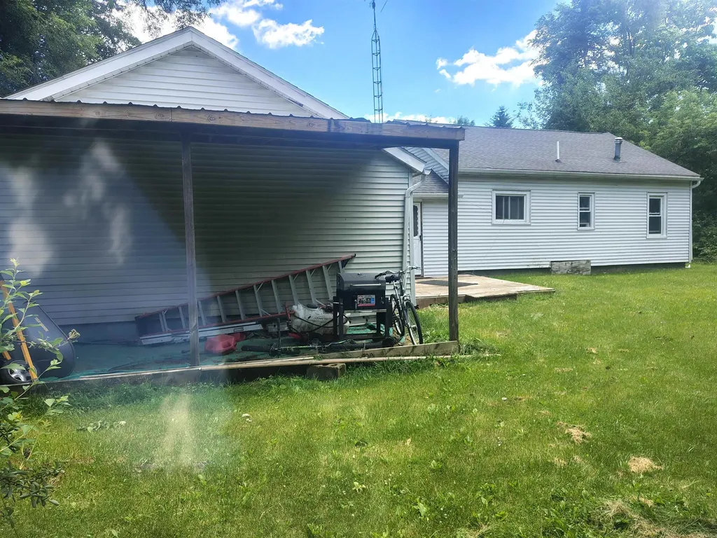 210 Doepker Road Owosso Charter Township MI 48867
