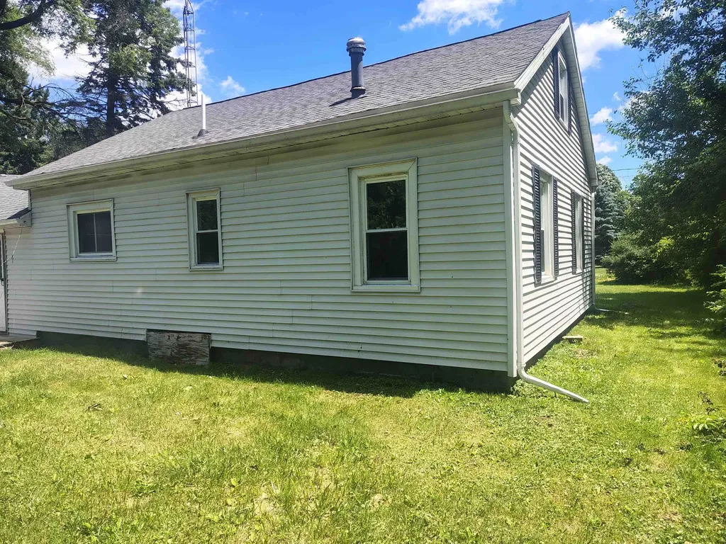 210 Doepker Road Owosso Charter Township MI 48867
