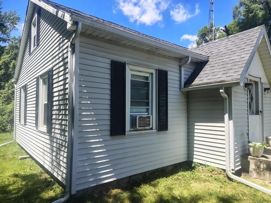 210 Doepker Road Owosso Charter Township MI 48867