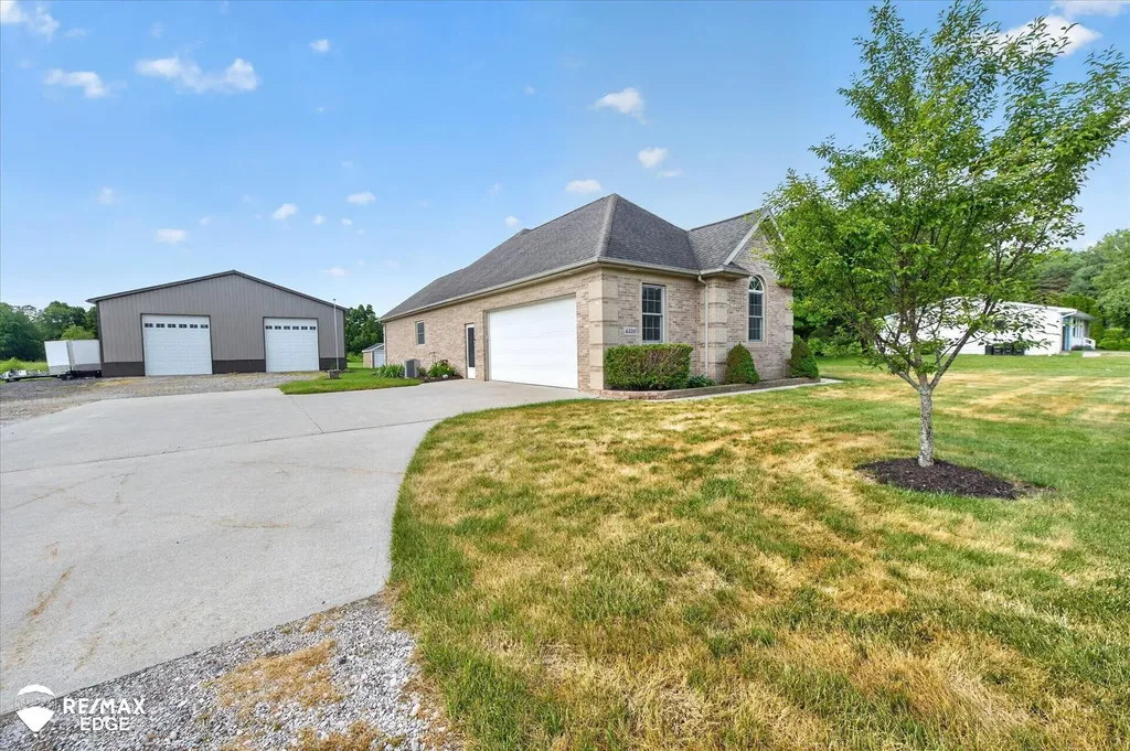 6339 W Wilson Road Vienna Charter Township MI 48420