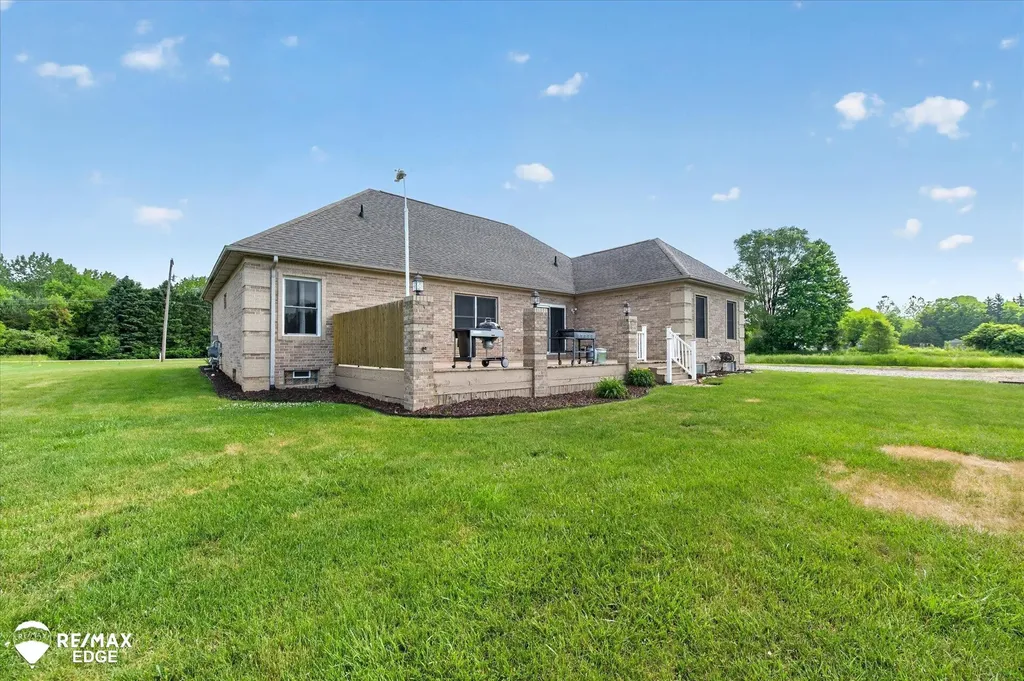 6339 W Wilson Road Vienna Charter Township MI 48420