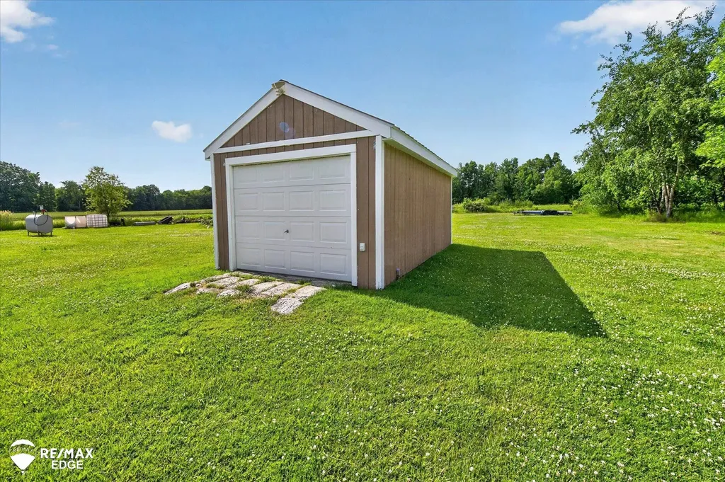 6339 W Wilson Road Vienna Charter Township MI 48420
