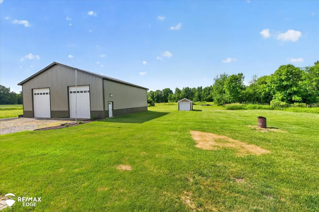 6339 W Wilson Road Vienna Charter Township MI 48420