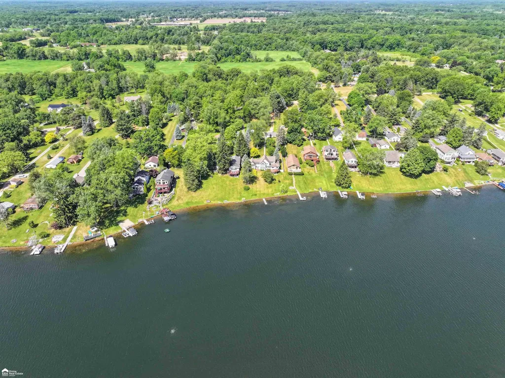6300 Bullard Road Tyrone Township MI 48430