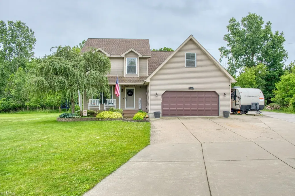 1445 W North Street Owosso City MI 48867