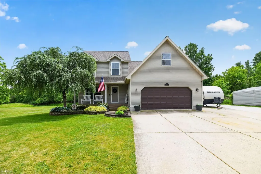 1445 W North Street Owosso City MI 48867
