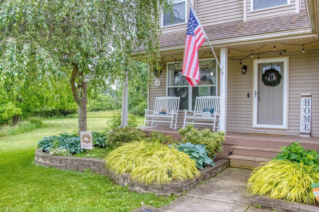 1445 W North Street Owosso City MI 48867
