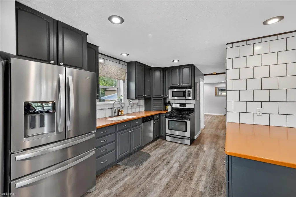 1445 W North Street Owosso City MI 48867