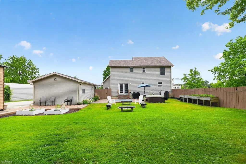 1445 W North Street Owosso City MI 48867
