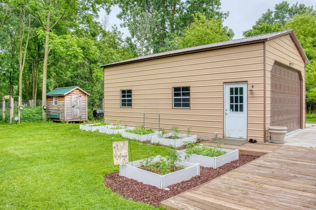 1445 W North Street Owosso City MI 48867